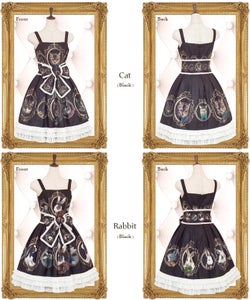 Le Cadre du Chat JSK (2014) by Juliette et Justine Le Cadre du Chat JSK (2014) by Juliette et Justine