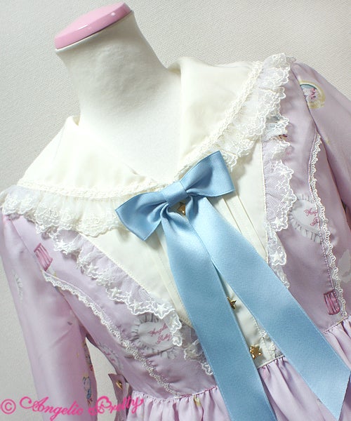 Daydream Bed OP (2017 2nd Release) by Angelic Pretty