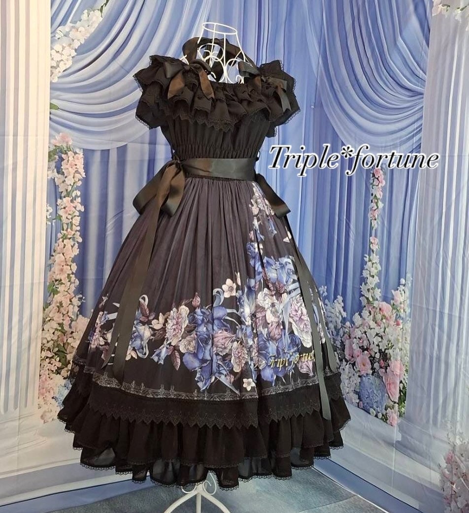 ルノワール、「BOUQUET DE ROSES」、海外版超希少レゾネ ルノワール、「BOUQUET DE ROSES」、海外版超希少レゾネ - メルカリ