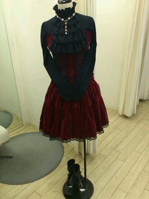 【連休特別価格】aere high waist velours skirt High Waist Velour Skirt by Black Peace Now