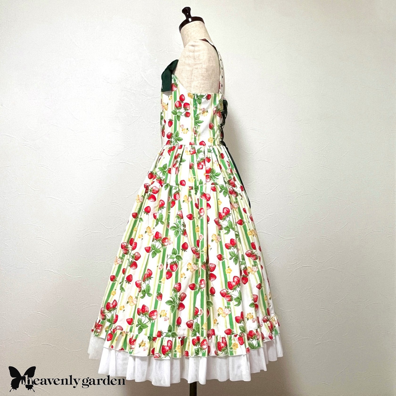 heavenly garden ~ Strawberry Lace-Up JSK by Indie Brand