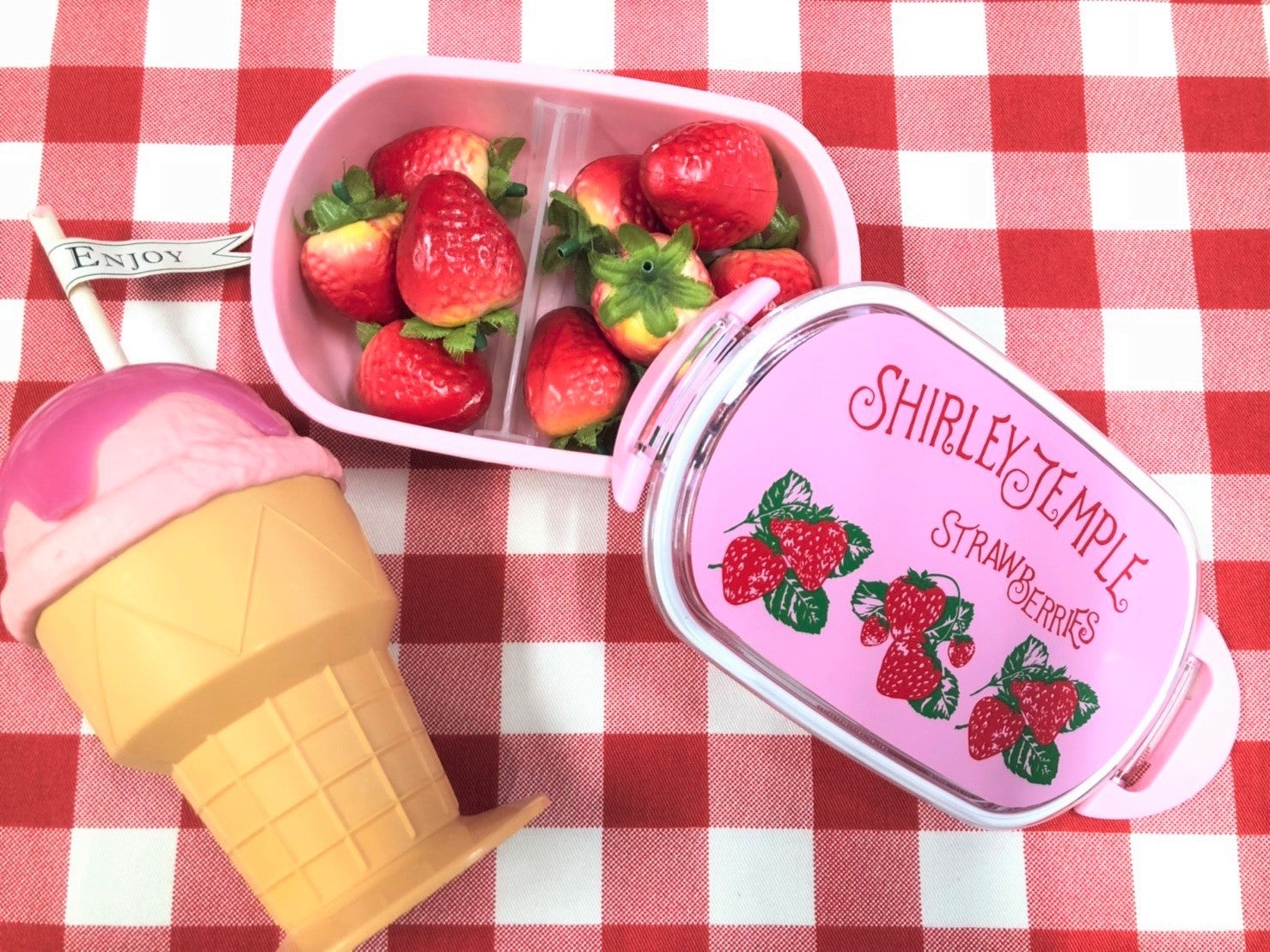 ★シャーリーテンプル★ノベルティ♪★30周年記念♪★いちごボックス♪★⑥★ Strawberry Print Lunch Box by Shirley Temple