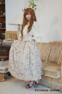 Victorian Rose Skirt by Victorian Maiden Victorian Rose Skirt by Victorian Maiden