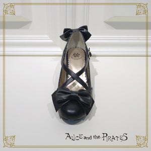 猫足クロスパンプス A/P Cabriole Leg Cross Pumps by Alice and the 猫足クロスパンプス A/P Cabriole Leg Cross Pumps by Alice and the