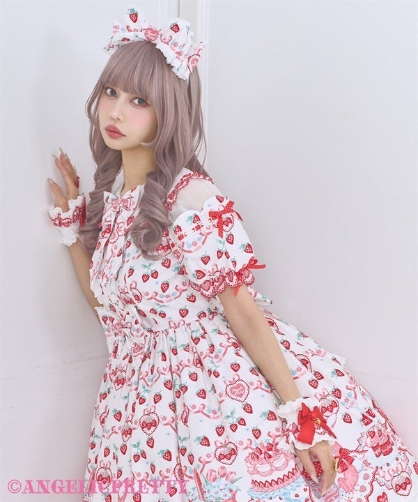 Strawberry Cake Party OP by Angelic Pretty