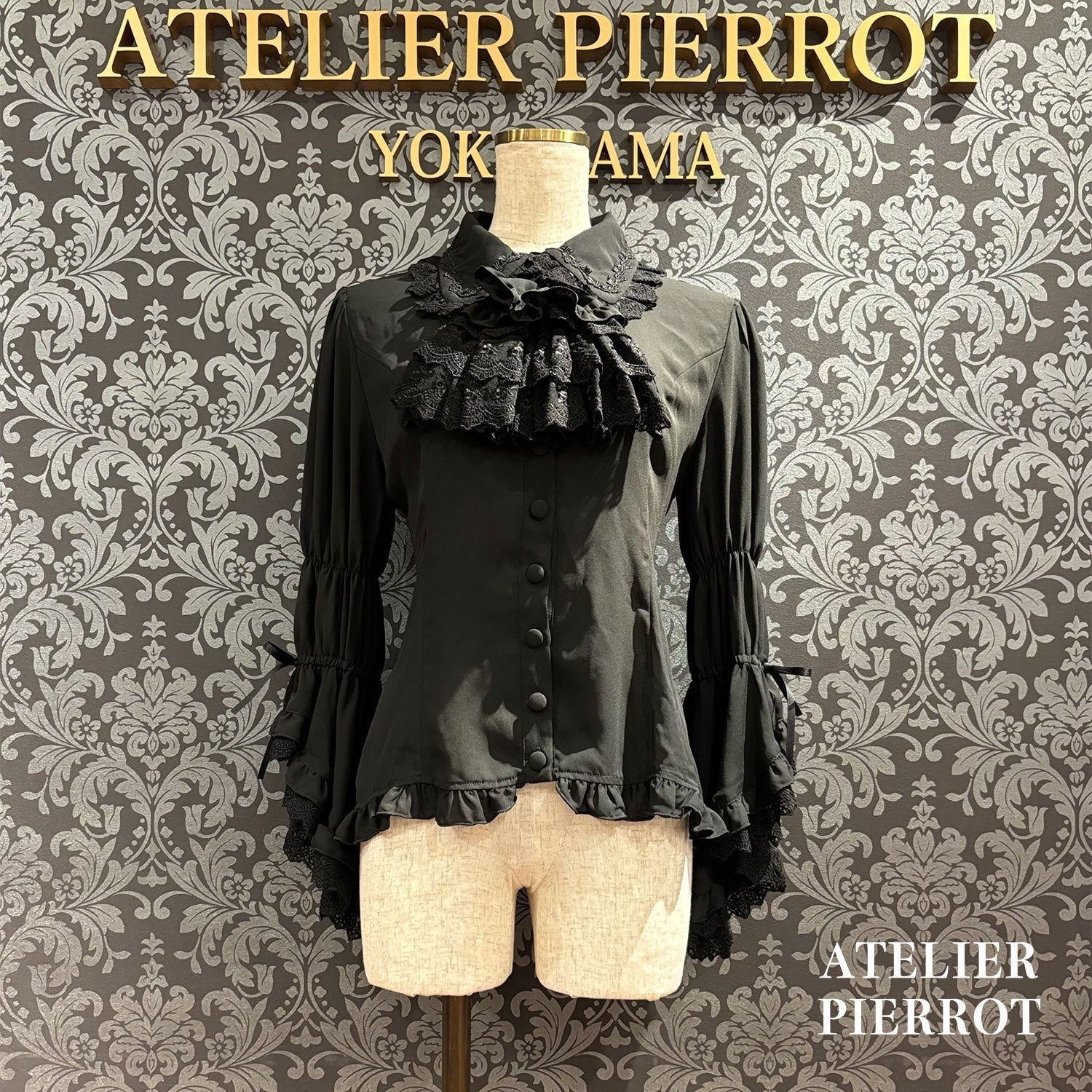 【はる】“絵画の中の”JABOT BLOUSE Louise Jabot Half Sleeve Blouse by Atelier Pierrot